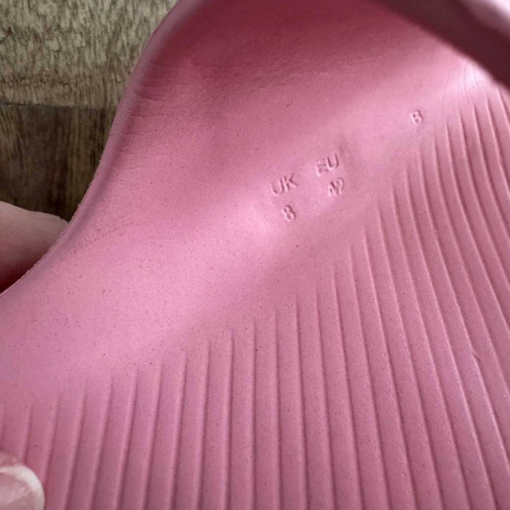 Lacoste Croco 2.0 Light Pink Slide Sandals - Picture 8 of 8